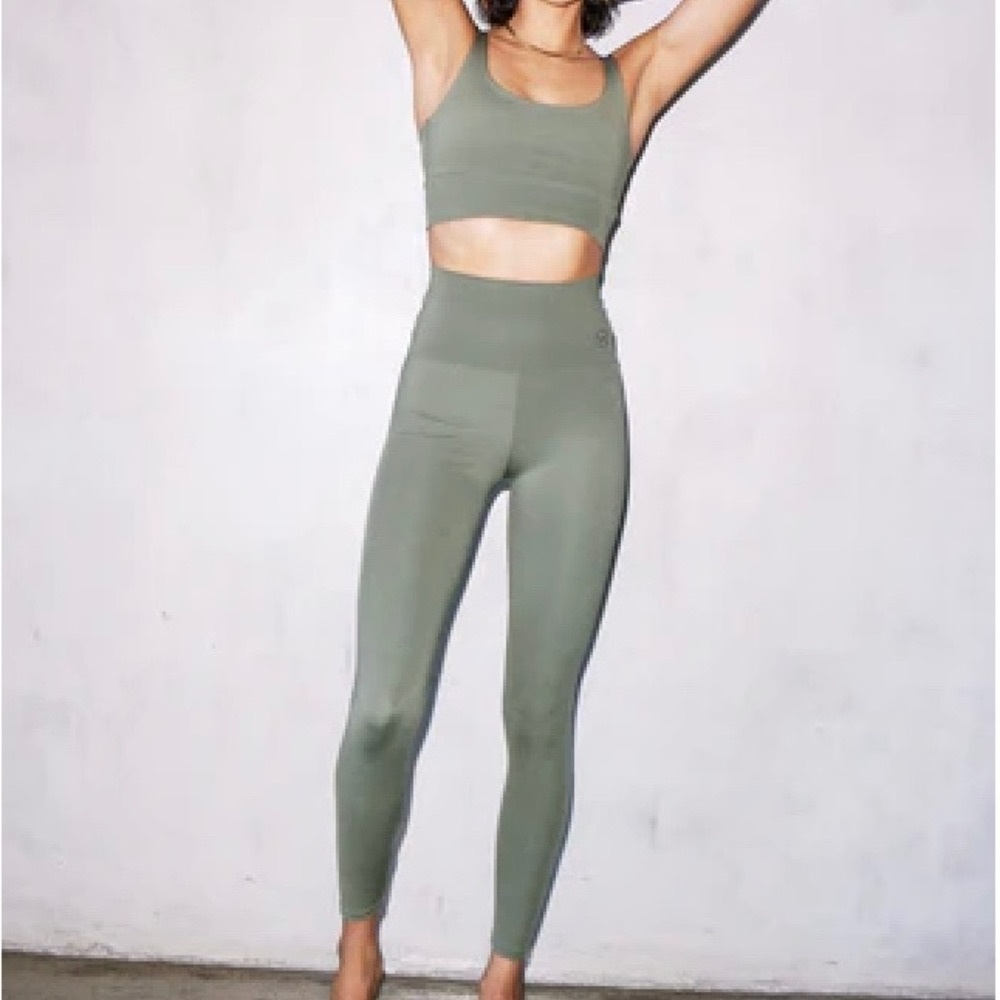 NWT House of Heros “The High Leggings”